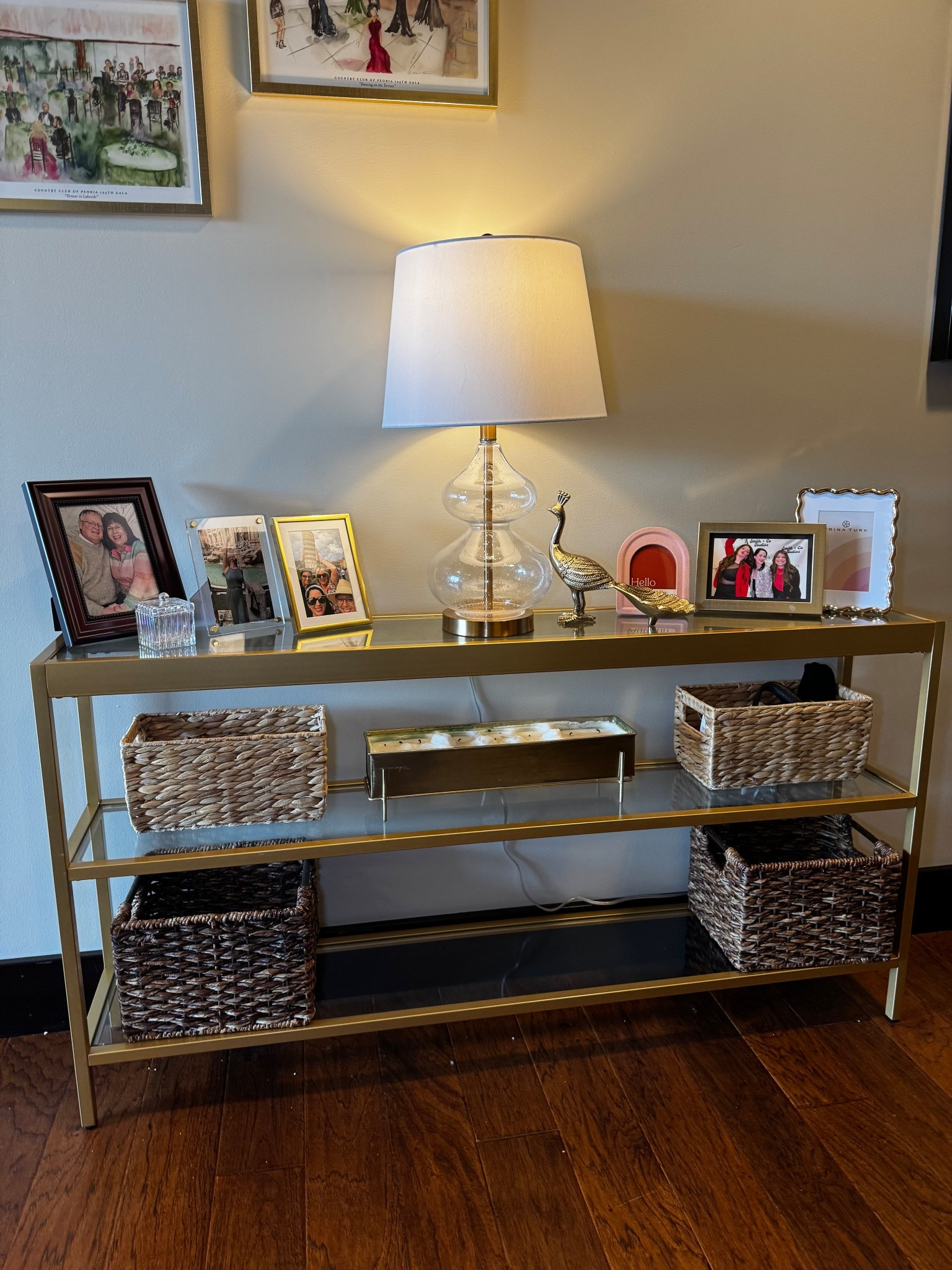 Living in an urban loft has been something that has been on my mind since my early 20’s. Here are some of the chic and feminine with a maximalist vibe pieces of my loft that I just love.



#LTKHome #LTKStyleTip