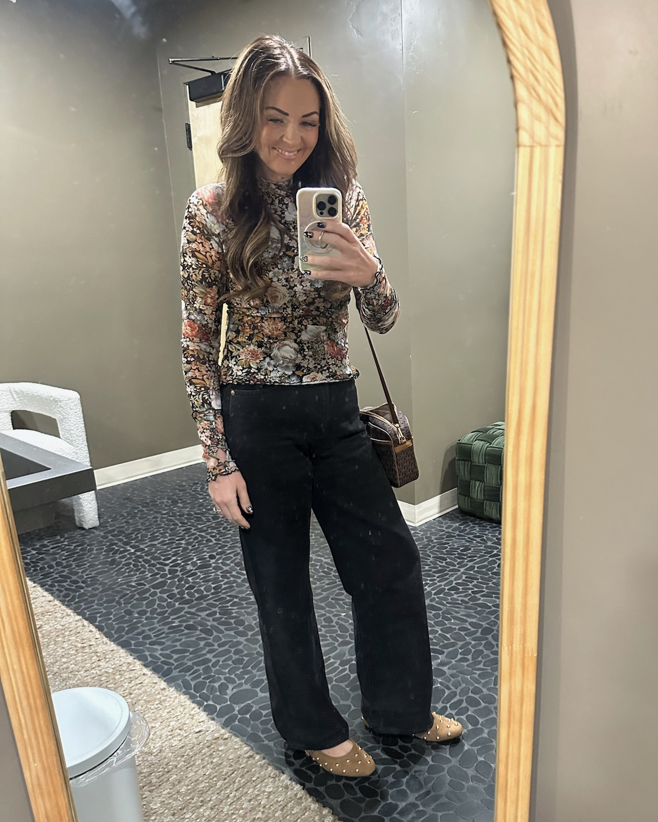Floral fall outfit 🤎🍂🌼

Levi’s - Amazon
Mesh mock neck floral top- Amazon
Mary Jane ballet flats- Target
Michael Kohrs Purse

#LTKStyleTip #LTKShoeCrush #LTKMidsize