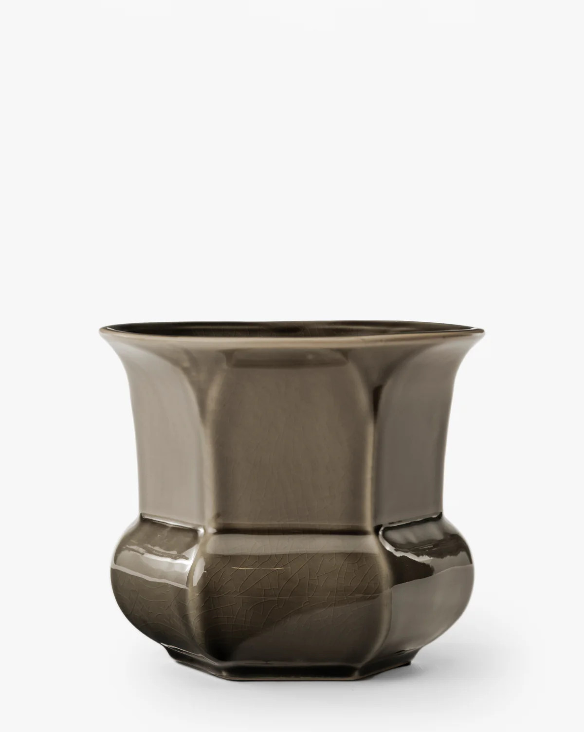 York Planter | McGee & Co. (US)
