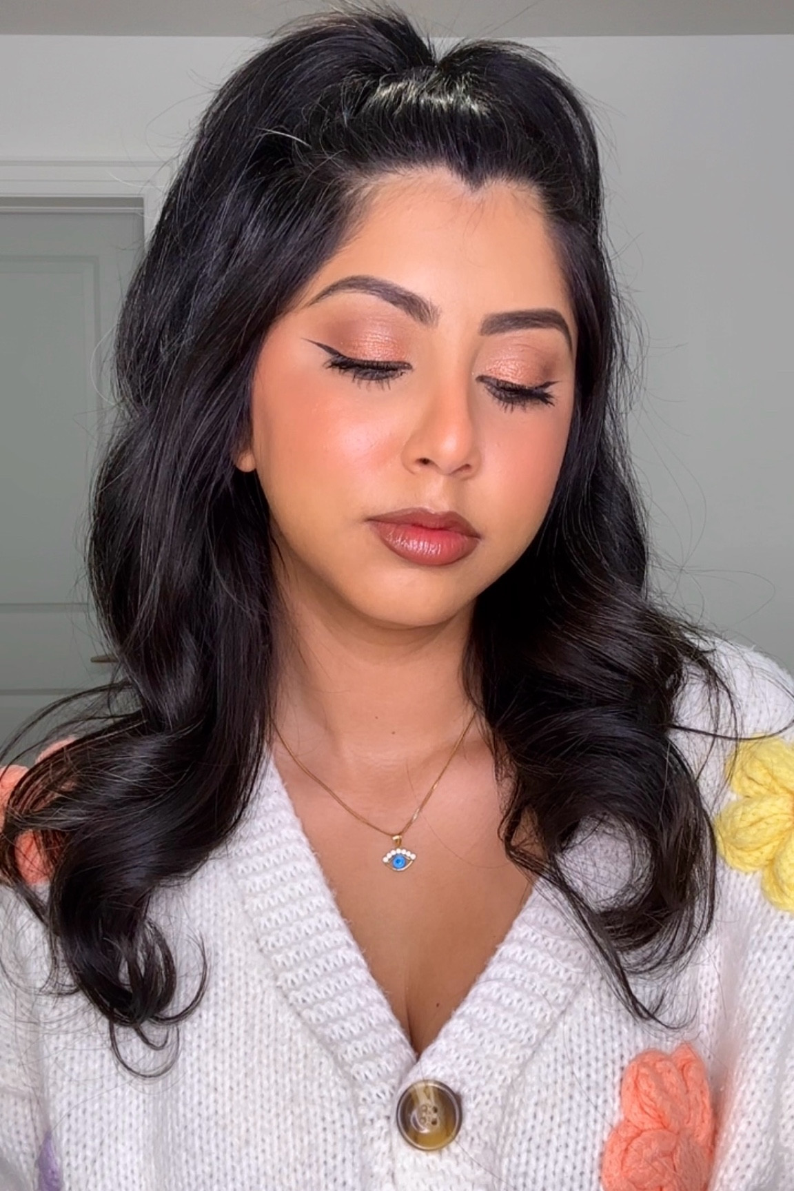 Soft peach eyeshadow 

#LTKbeauty #LTKcanada #LTKstyletip