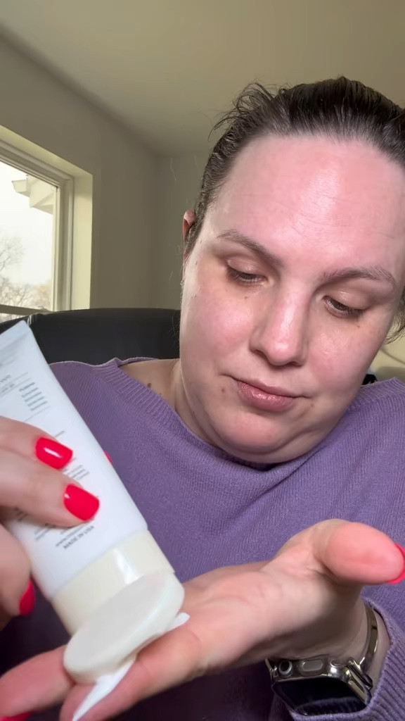 mixsoon Bean Sunscreen-Lightweight Airy Texture SPF 50 Korean Sunscreen for Face, No White Cast, Non-Sticky 50ml / 1.69 fl.oz. Korean Glass Skin Care

#LTKBeauty #LTKselfcare