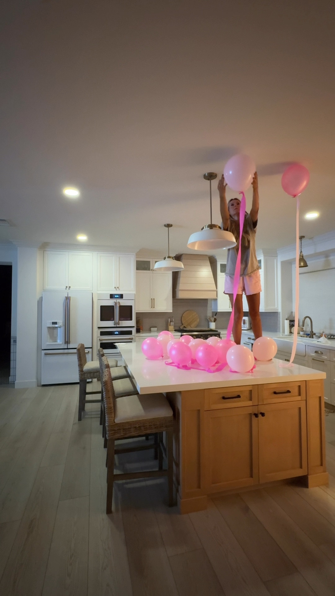 Birthday decorations 
Bow themed birthday
Girl birthday party 
Pink party decorations 
Bow garland 

#LTKHome #LTKKids #LTKParties