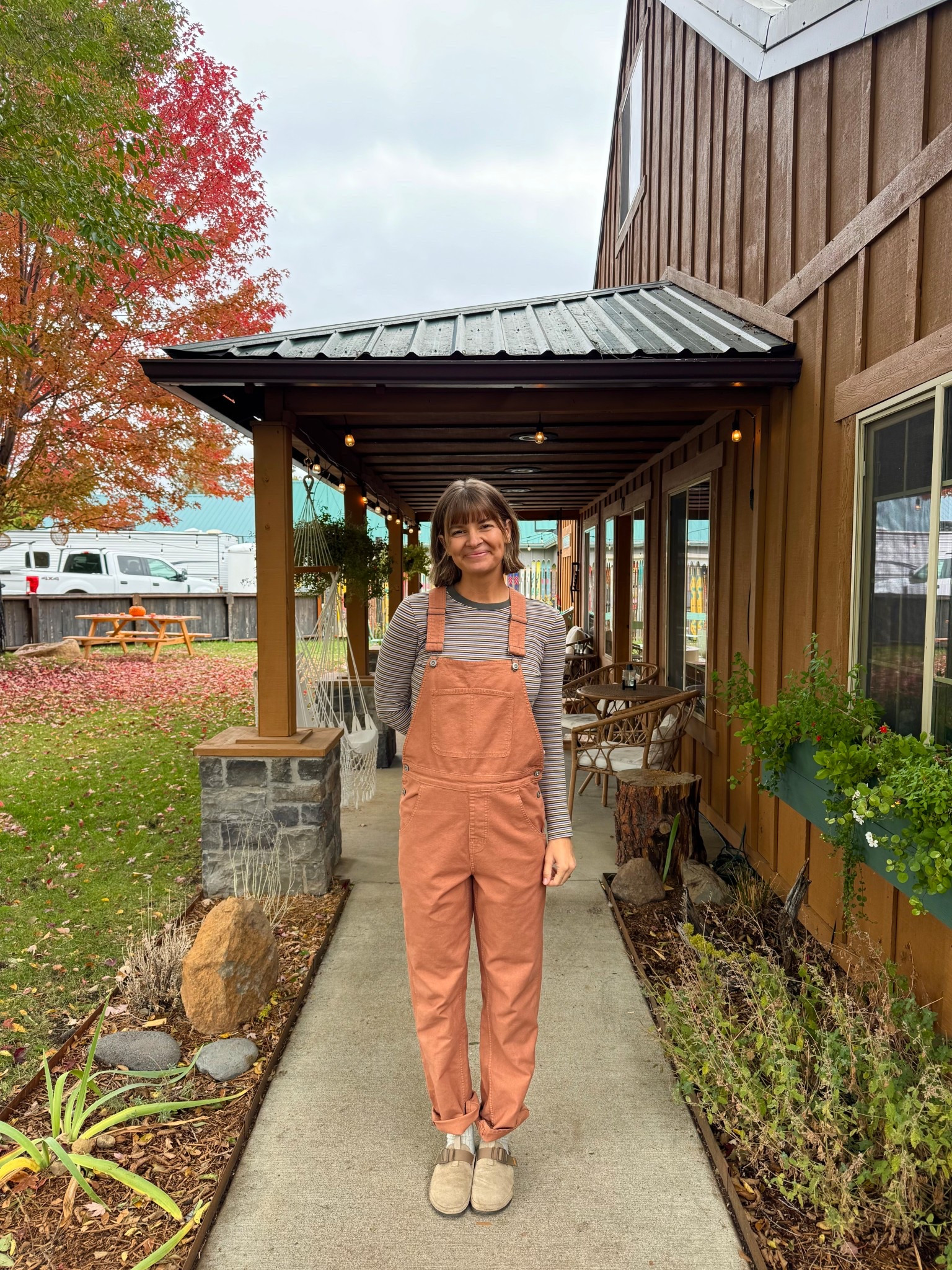 Stripes 🤝🏽 Overalls 🤝🏽 Me

Sizing: 
Top: Small 
Overalls: Smalll

#LTKTall #LTKStyleTip #LTKSeasonal