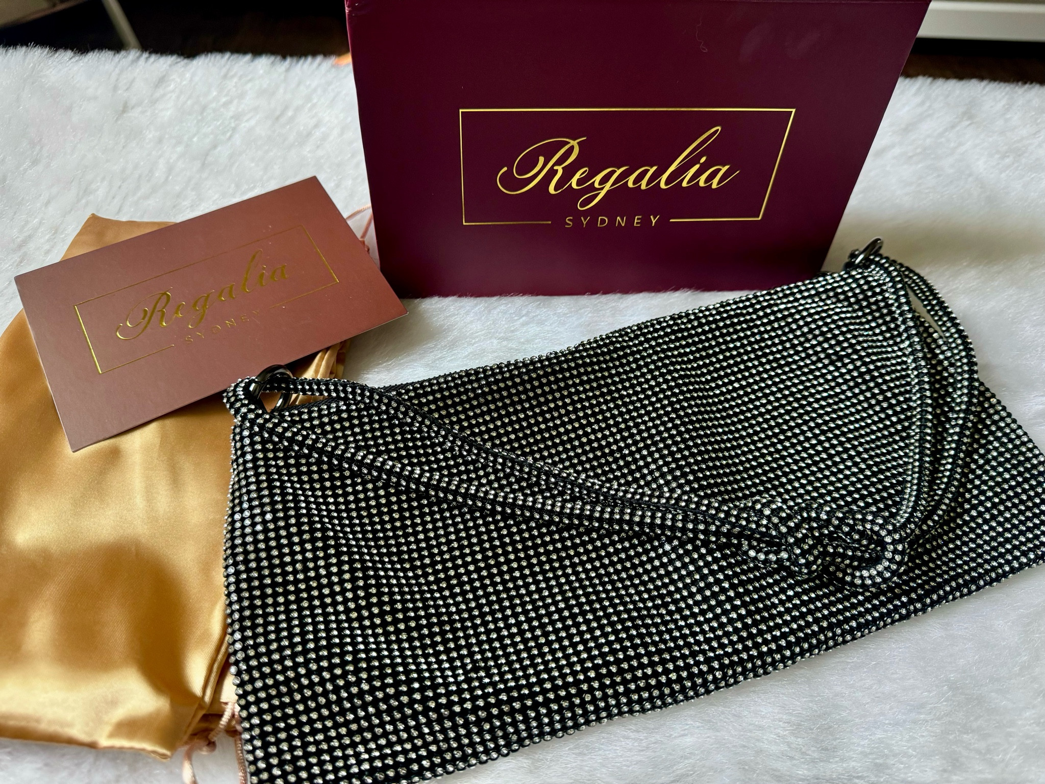 Silver Blingy Bag for Nights 🤩 Etsy 

#LTKFindsUnder50 #LTKStyleTip #LTKItBag