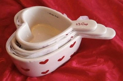 Target Bullseye's Playground Valentines Heart Shaped Measuring Cup Set Of 3, BN | eBay US