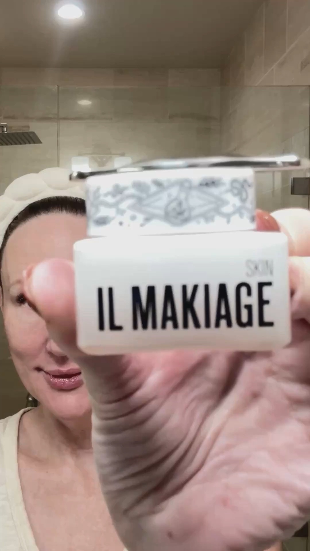Let’s test the I’ll Makiage Power Redo Anti Aging Blur & Smooth wrinkle filler. 💕

#il makiage #skincaretips #blurringprimer #antiagingskincare #antiagingskincareroutine #wrinklefiller 

#LTKWatchNow #LTKBeauty #LTKOver40
