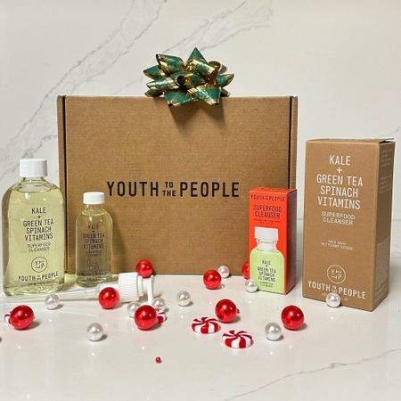 AD | Gifted @youthtothepeople @sephora 

📣Cyber Monday Sale 30% off Today only at Sephora✨🌟💫Don’t miss this!

💚This is my aromatherapy for skincare. I’ve been using this for years, and one of my favorite cleansers.  It’s fresh, clean, and herbaceous. This makes me feel good whenever I use it.  I highly recommend this! You won’t be disappointed!  Two bottles- one for home & one for traveling. Thank you to our friends at @youthtothepeople 🫶🏼🎁

What it is:
The green juice to cleanse your face. Packed with antioxidants, vitamins, and good-for-skin- super-greens. This multifunction gel cleanser is pH balanced, non-drying, and easily removes makeup. Designed for daily use to deep clean and prevent buildup in pores without drying skin and gentle enough for all skin types. 

Benefits: 
🌱Kale: This leafy veg is a must-have for more than just your morning juice. It's rich in skin-loving phytonutrients and vitamins C, E, and K. 
🌱Spinach: A lightweight skin-soother boasting high natural moisture content and cooling properties. 
🌱Green Tea: A soothing oil packed with essential fatty acids. 
🌱Youth Revolution: The products you put on your skin should be as whole, clean, and filled with nutrients as the food you put in your body. Harnessing powerful antioxidants and phytonutrients from cold-pressed plant extracts, Youth to the People combines superfoods and science to keep your skin as youthful, vibrant, and full of life as you are.

Available at @sephora @youthtothepeople 

#yttp #yttppartner #youthtothepeople #sephora #cybermonday #cybermondaysale

#LTKCyberWeek #LTKsalealert #LTKGiftGuide