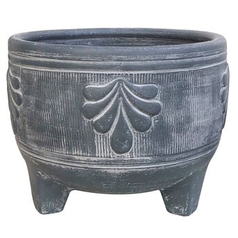 Style Selections Round 13.5-in W x 13.5-in L Gray Clay Indoor/Outdoor Planter | Lowe's
