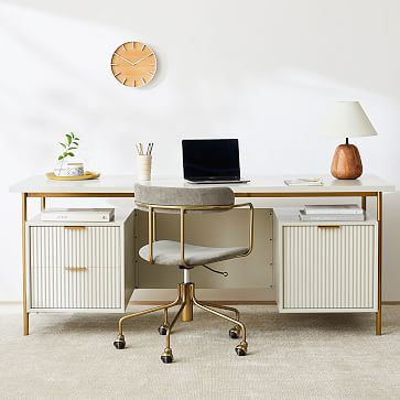 Quinn Executive Desk | West Elm (US)