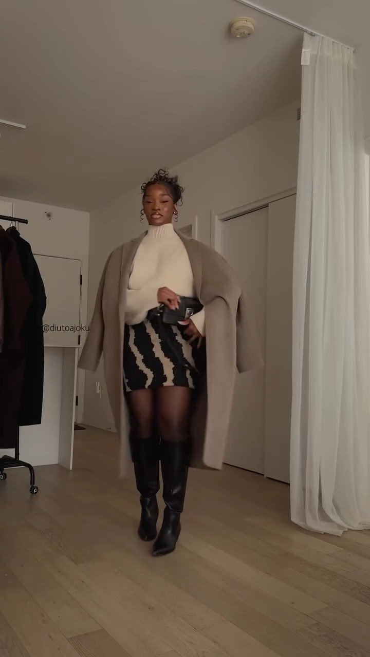 GRWM | first video of the year🙊
Happy New Year my munchkins! I missed y’all!🥹❤️
•
OUTFIT DEETS:
Comment LINK and you’ll get a DM with the link / find it in my bio (on LTK)🥰
•
•
•
#winteroutfitideas #workoutfits