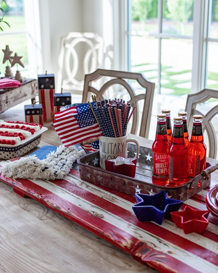 Hosting hack: layer EVERYTHING ✨ #TablescapeTips #DecorHacks #HostessLife #PartyStyling #LTKStyle #HomeDecorTrends #SummerHosting #EntertainingTips #homewithhollyj #shophollyjhome 

 #LTKfoodie #LTKSeasonal #LTKHome