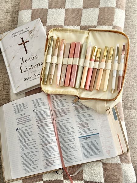 In my Bible Journaling Era

#LTKfamily #LTKSeasonal #LTKhome
