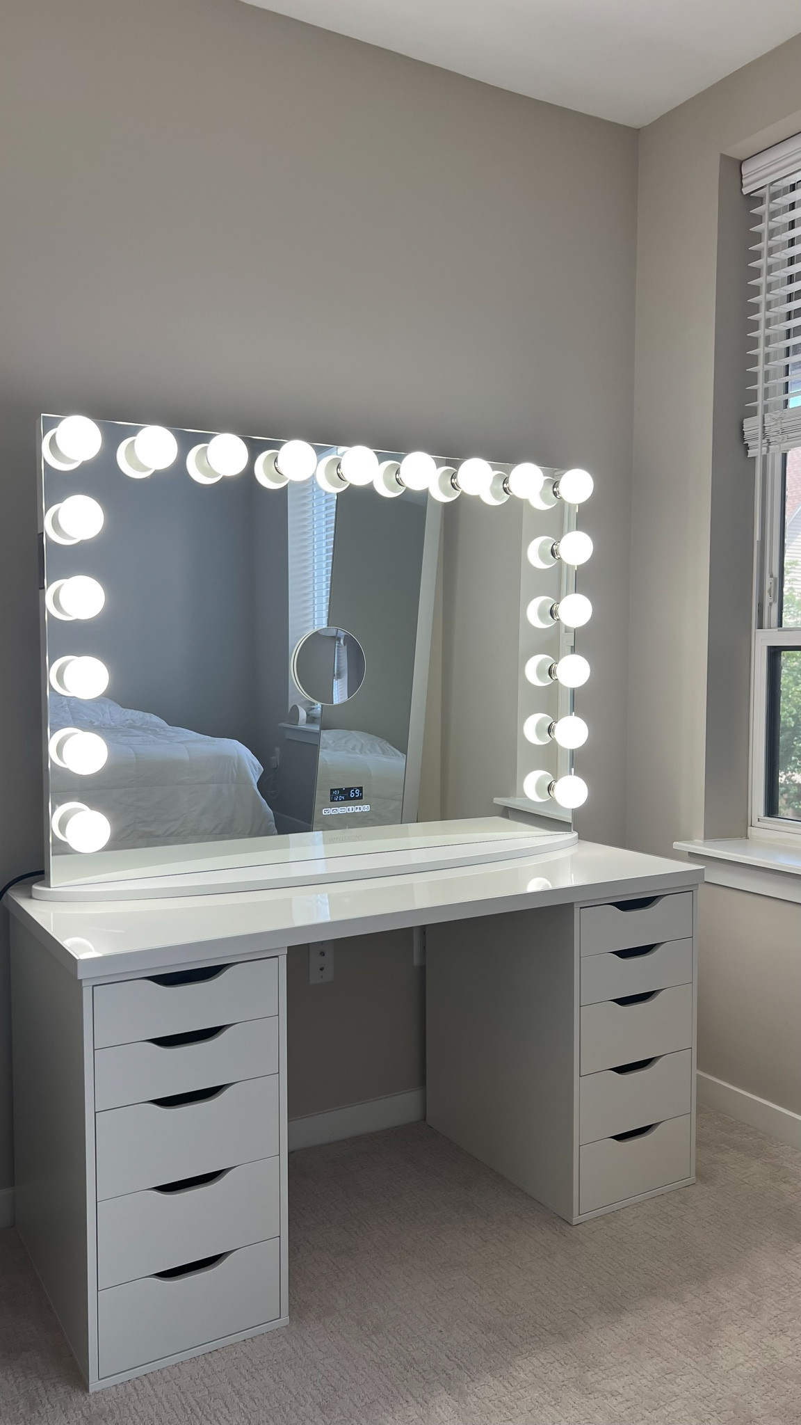 dream vanity set-up🤍 I got the Pro Max version with bluetooth, and I couldn’t be happier😍 

#LTKHome