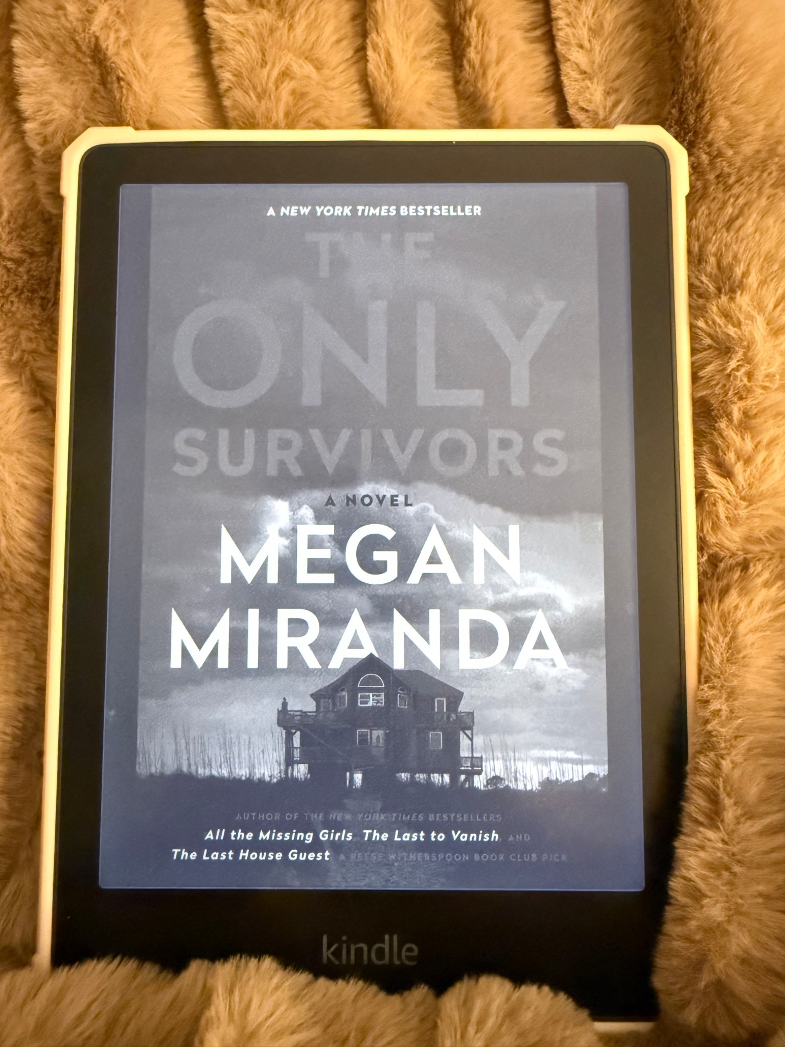 The only survivors by Megan Miranda 

#LTKOver40 #LTKselfcare #LTKstorytime