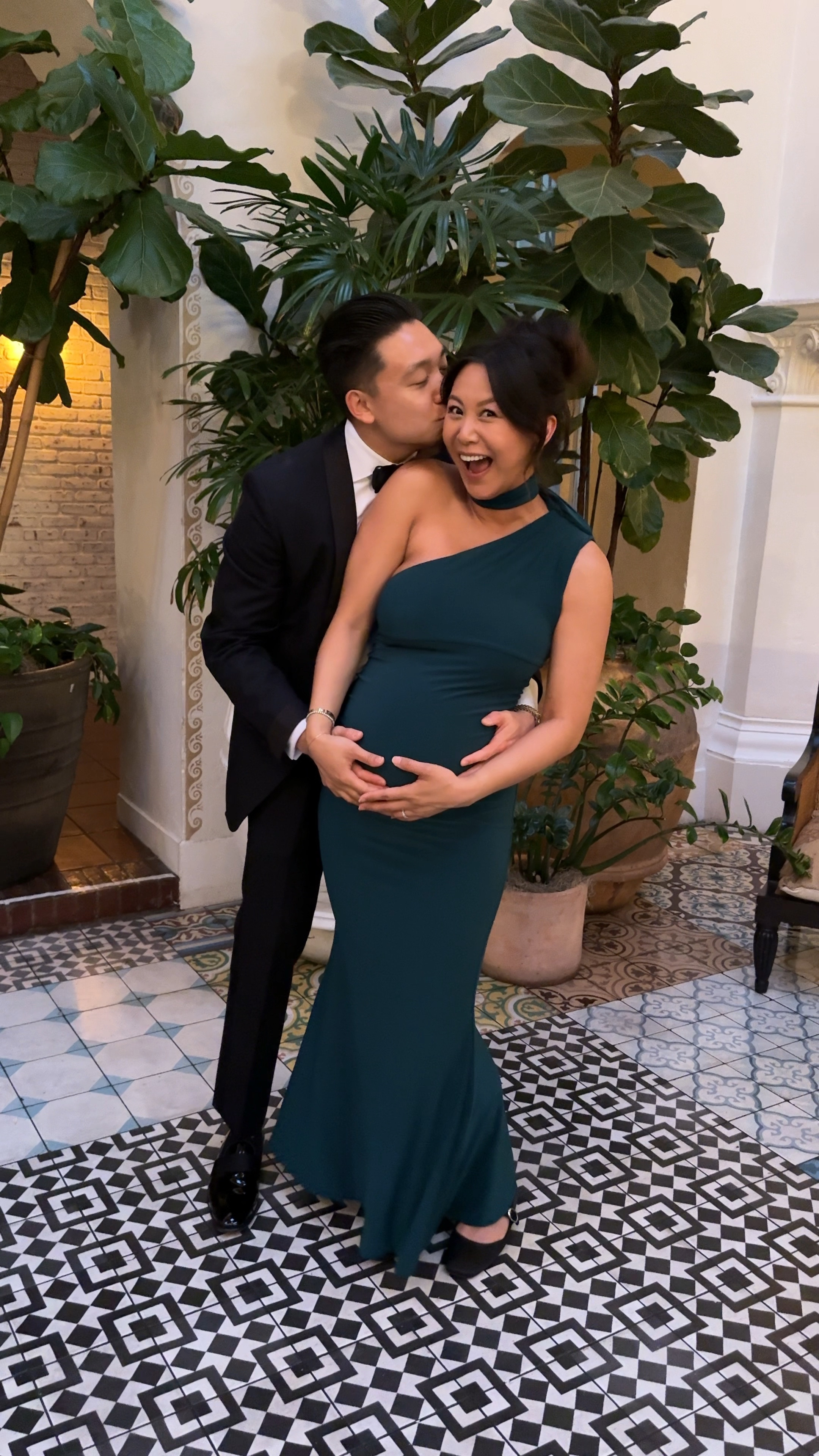 maternity wedding guest dress 💚 

#LTKVideo #LTKWedding #LTKBump
