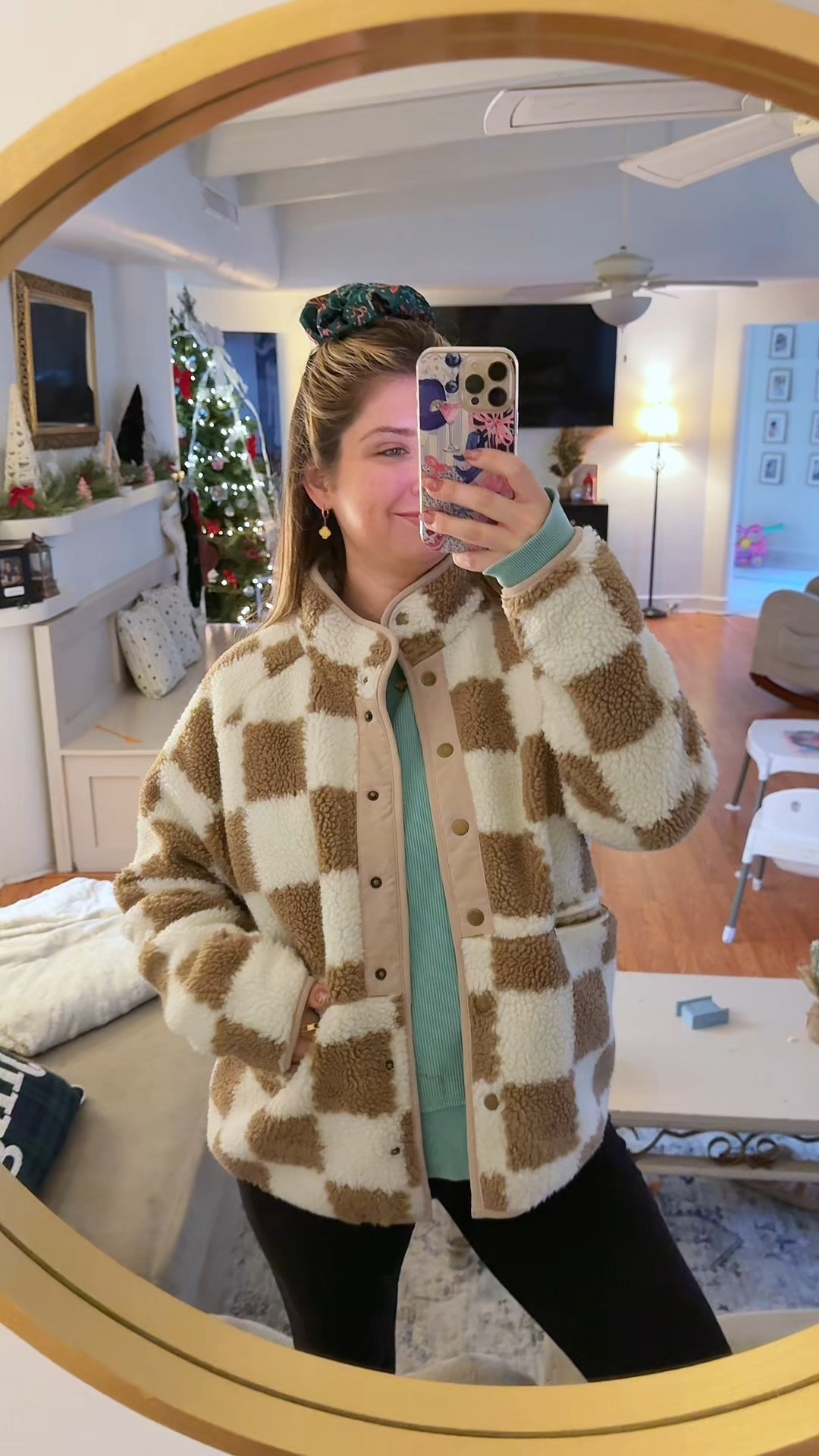 Winter jackets just make the cold more bearable ❄️ 

Women’s style, women’s fashion, outfit inspo, winter fashion, Amazon finds 

#LTKFindsUnder50 #LTKHoliday #LTKSeasonal