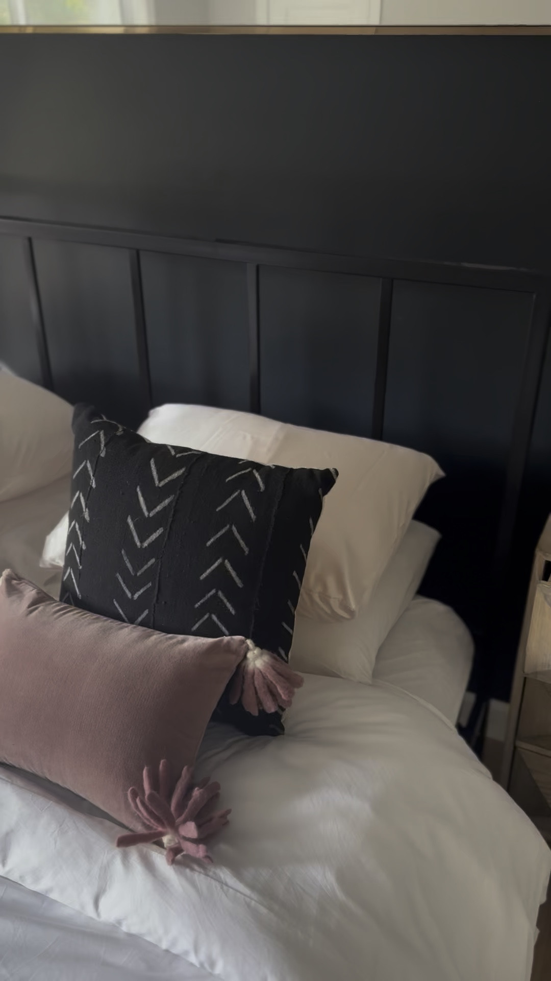 Guest bedroom satin pillowcases 

#bedroom #interiordesign #interior #homedecor #bedroomdecor #home #bed #design #furniture #decor #livingroom #bedroomdesign #kitchen #interiors #bedroomideas #homedesign #bedroominspo #decoration #homesweethome #love #architecture #bedding #luxury #sofa #house #interiordesigner #bedroomgoals #art #sleep #furnituredesign

#LTKxPrimeDay #LTKHome #LTKFamily