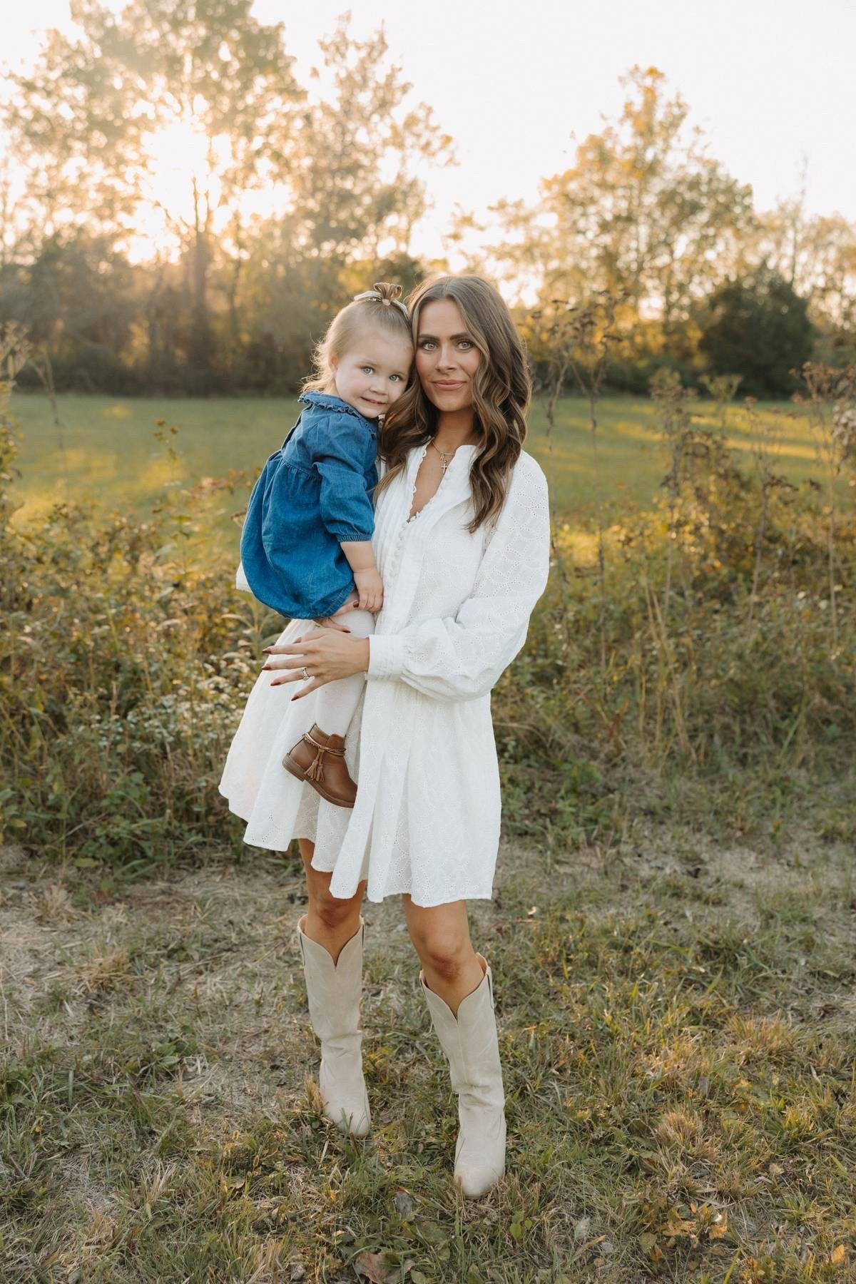 Family photoshoot outfit inspo 🤍

#LTKootd #LTKmomlife #LTKFamily