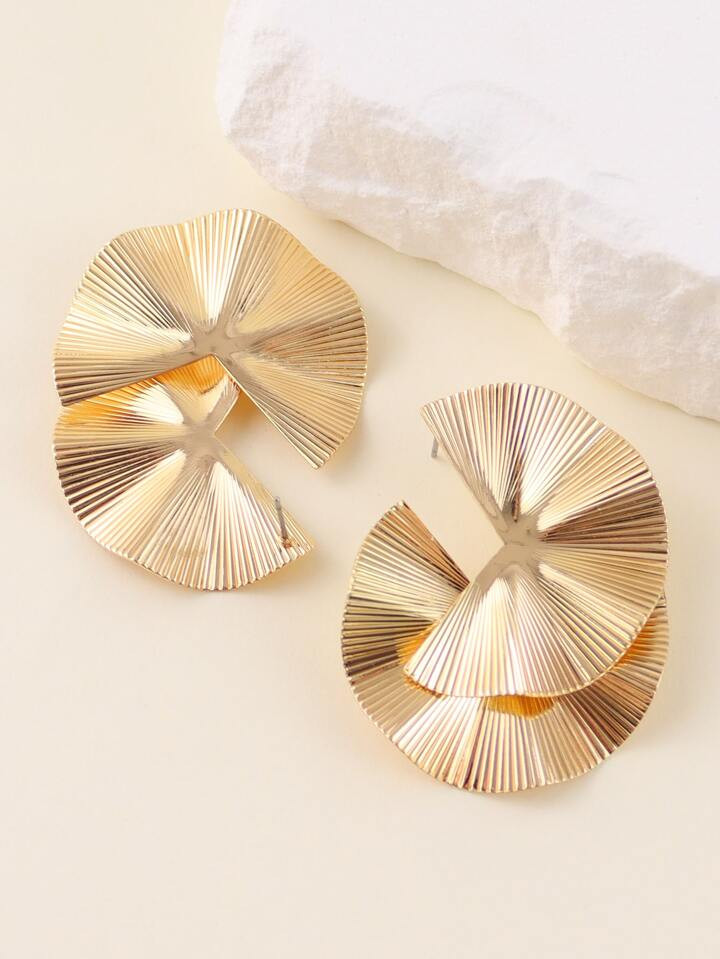 Textured Metal Stud Earrings | SHEIN