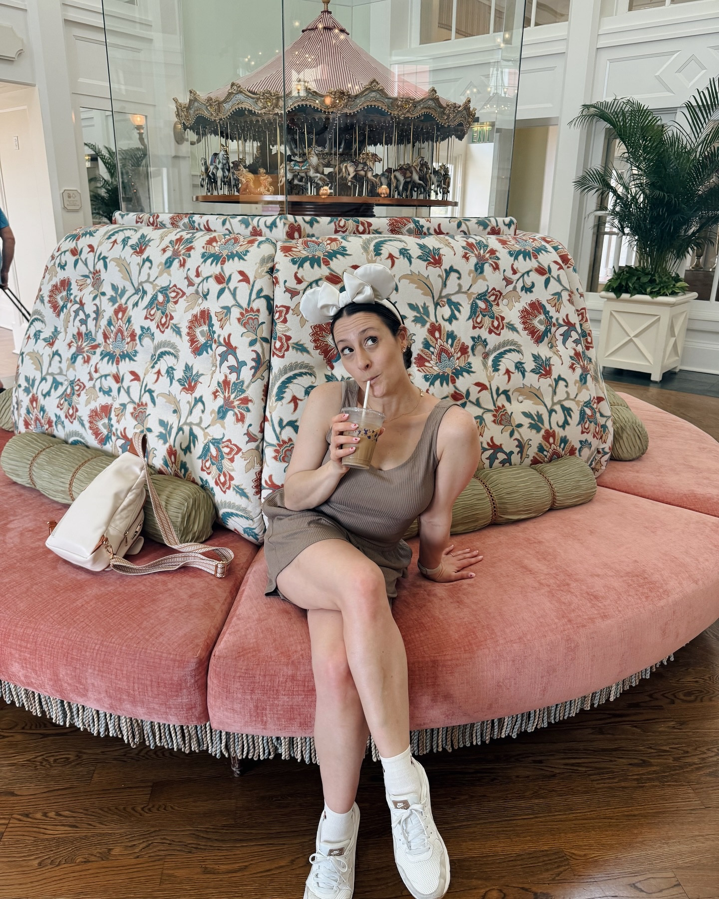 Enjoying an iced Joffrey’s in the most stunning lobby on Disney property! 

#disneysboardwalk #carouselcoffee #joffreyscoffee #disneytrip #vacationoutfit #matchingset #comfyset #comfycute #monochromatic #neutralstyle #nike #airmax #anklesocks 

#LTKTravel #LTKStyleTip #LTKBeauty
