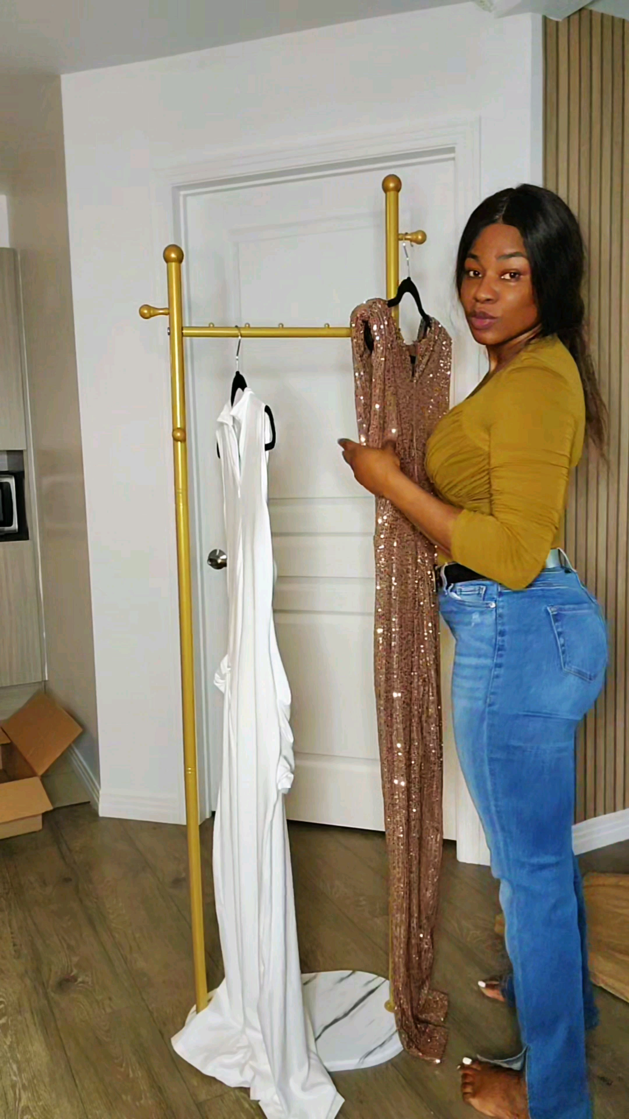 Tree-shaped foot coat rack - sturdy metal standing coat rack.Porte-manteau sur pied en forme d'arbre - Porte-manteau debout robuste en métal#LTKHome

#LTKSaleAlert #LTKStyleTip #LTKFallSale