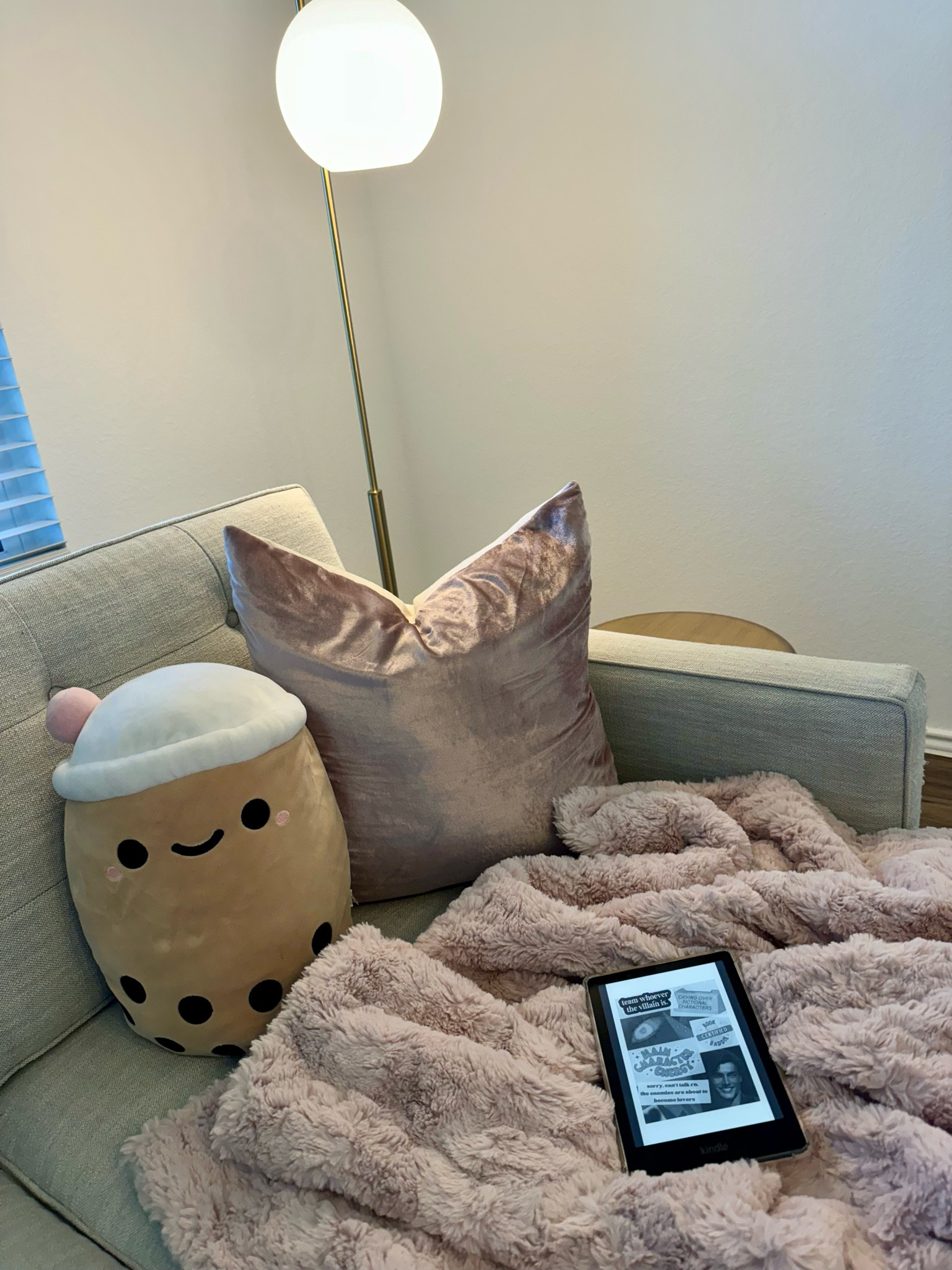 my favorite spot to read !

#LTKHome #LTKGiftGuide #LTKFindsUnder50