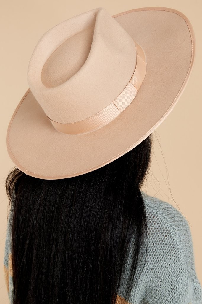 Top It Off Beige Hat | Red Dress 