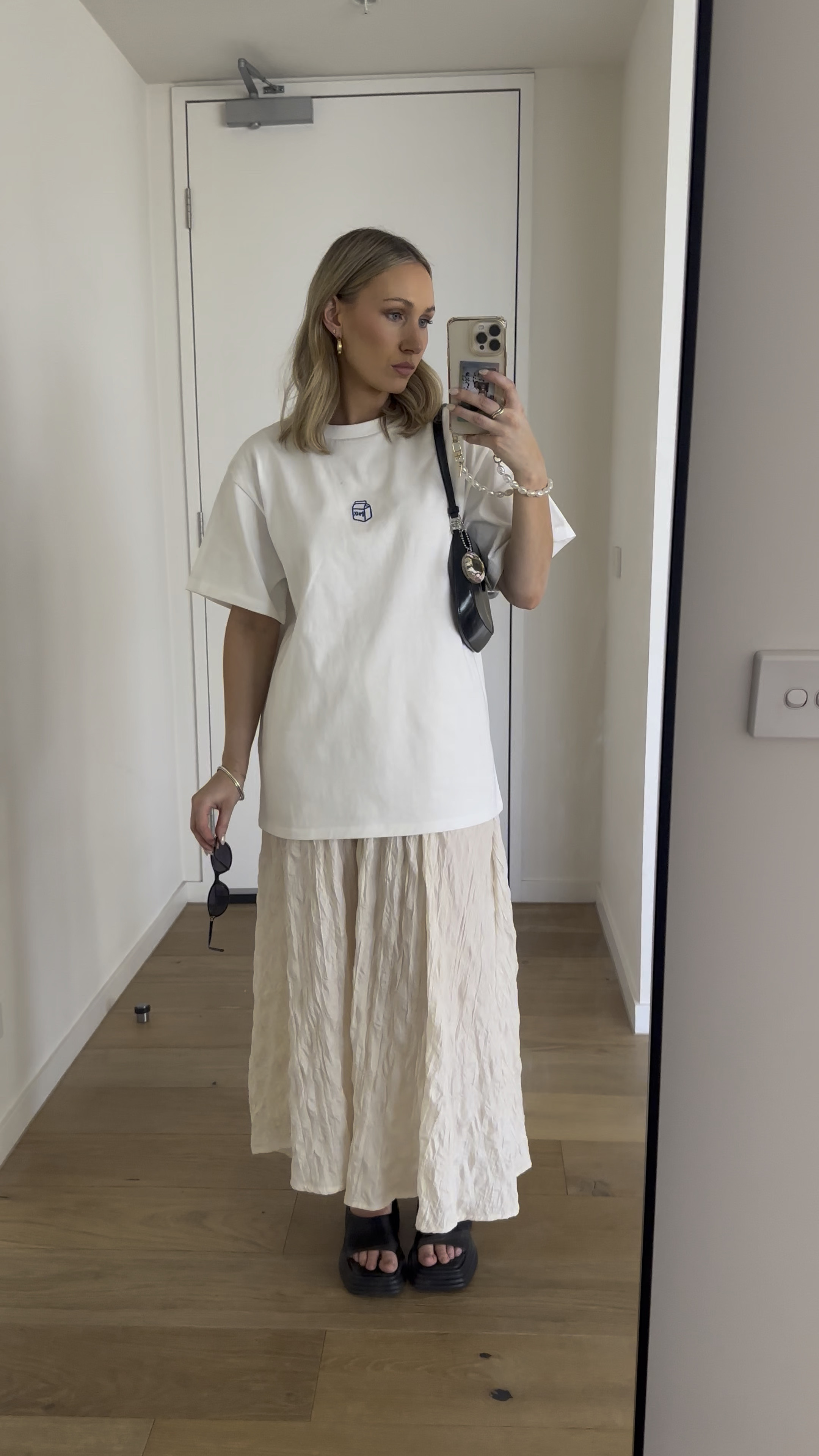 Summer OOTD ft. Tamagotchi 💫