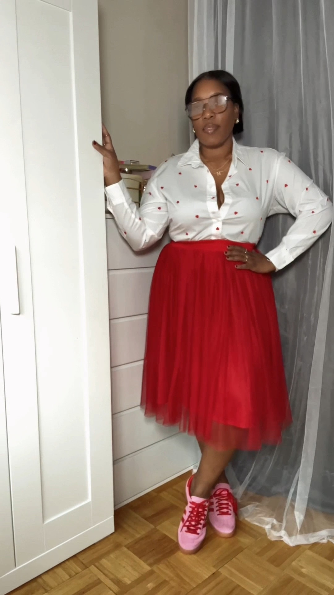 Sneakers and skirt styles for a pre Valentine’s Day look!
Midsize styles | Midsize girl | midsize inspo | Valentines Day 
| Red and pink 

#LTKootd #LTKMidsize