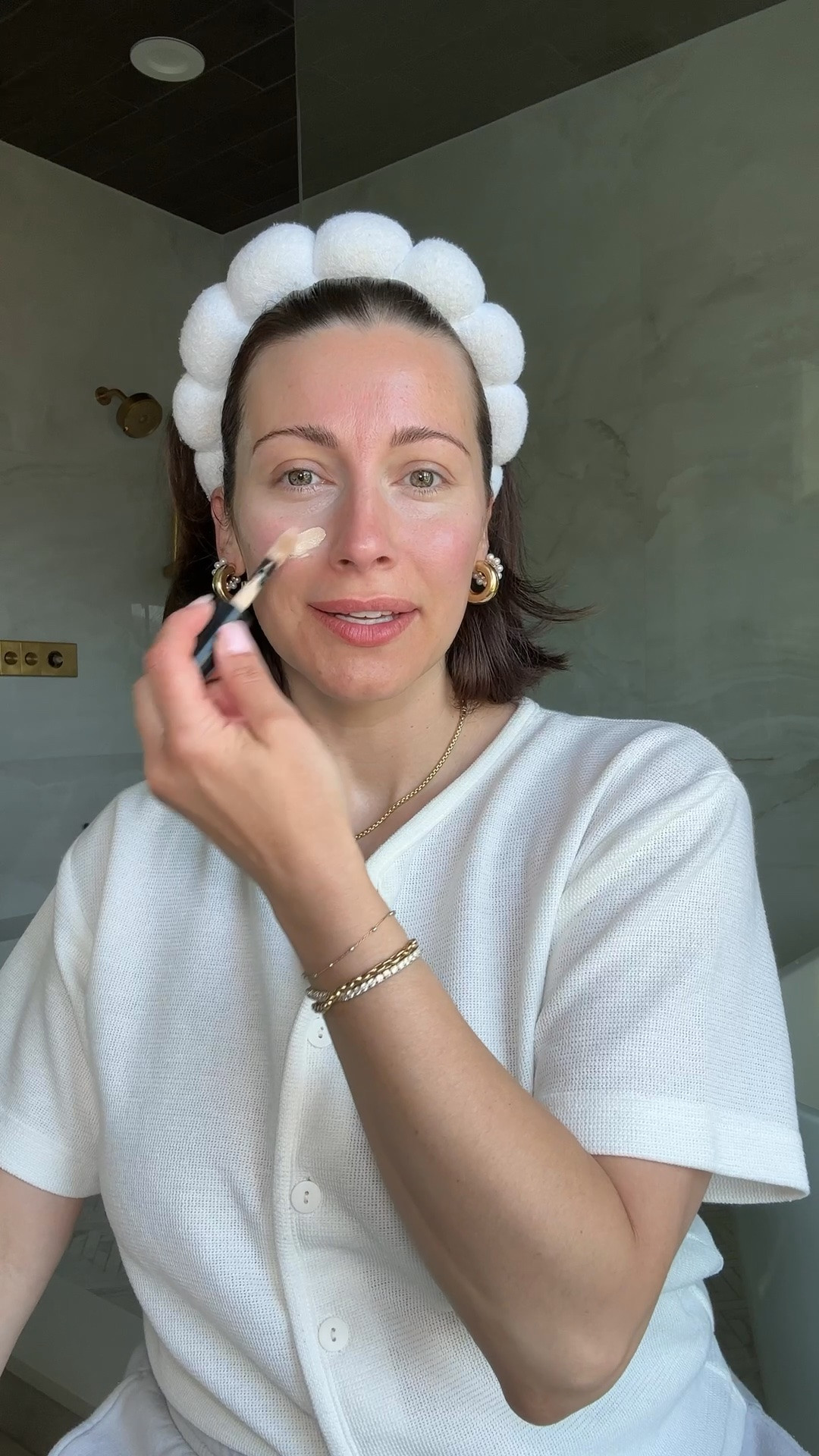 Everyday makeup, realistic makeup, easy makeup, millennial mom, GRWM, concealer, blushing stick, eyebrow gel, lip blur, spring makeup, summer makeup, drmtlgy, jones road beauty, Lancôme, L’Oréal Paris, glossier, covergirl

#LTKgrwm #LTKmomlife #LTKselfcare