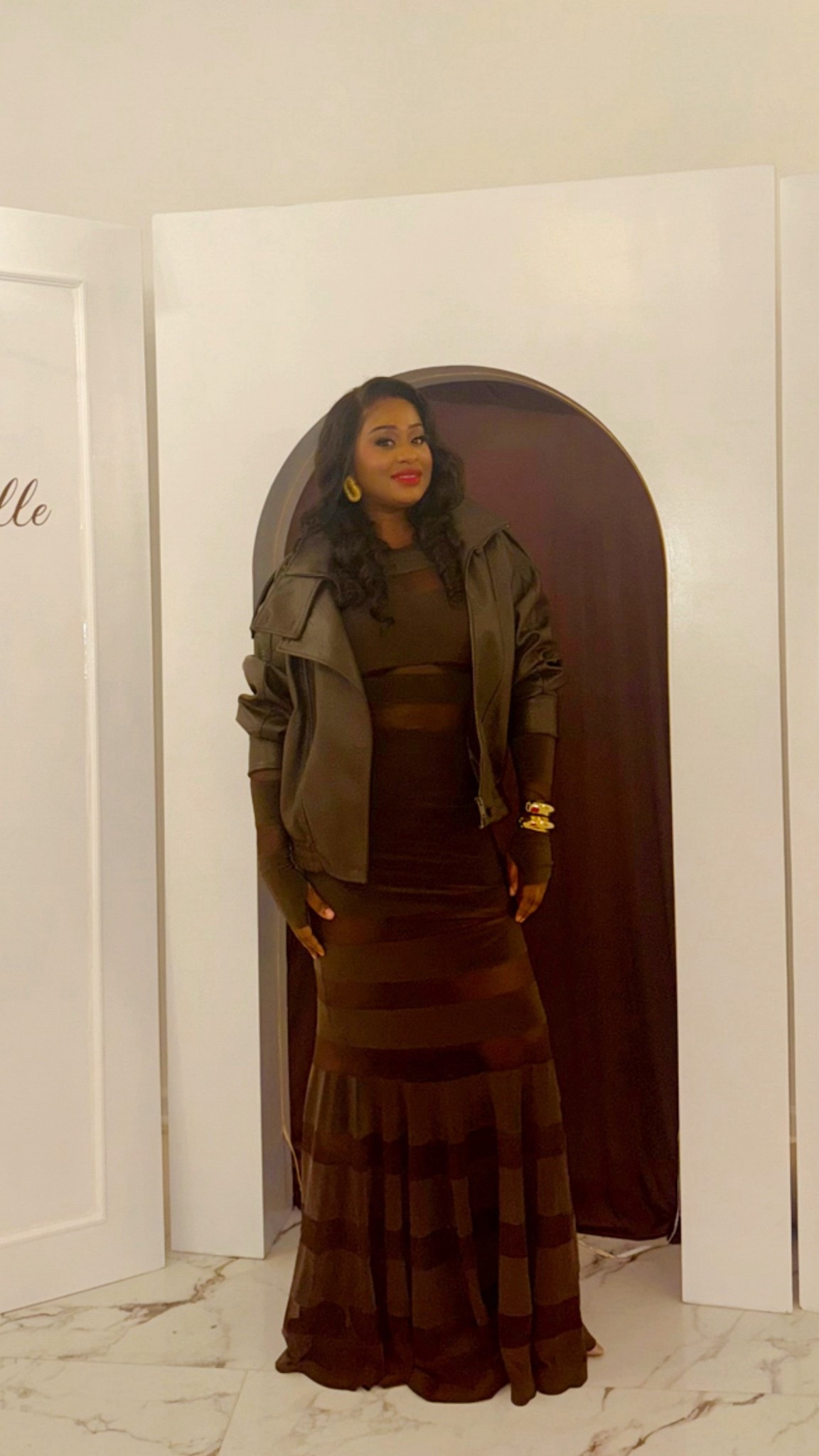 DATE NIGHT look insp | Spliced Dress Fishtail Gown in Chocolate &
Chocolate Mesh from Norma Kamali

#LTKootd #LTKgrwm #LTKOver40