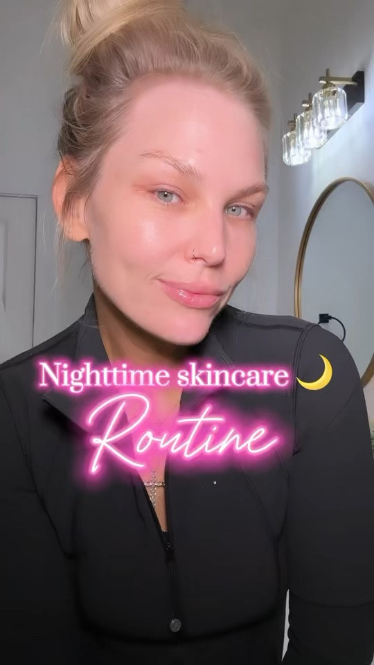 Listen, dial soap & gold bond needs to leave the skincare scene..but also Skincare isn't a one size fits all. Repeat with me...
There's so much overwhelming info on social media about skincare. My suggestion is to go get a skincare evaluation and get a routine tailored to your skin. This is what works for me, it may or may not work for someone else and that's okay. I'm 36 years old and this is my pm routine
Products
-
@elemis cleansing balm @makeuperaser
© larocheposayusa purifying foaming cleanser @zoskinhealth complexion renewal pads
©kiehls avocado eye cream
©zoskinhealth skin brightening 1% retinol
Glarocheposayusa double repair moisturizer
©meetmaree lip mask save with code MREBAILEYUP / link in bio!
©tw_eternal lash and brow growth serums - code
BAILEYUPCHURCH LINK IN BIO!


#LTKbeauty