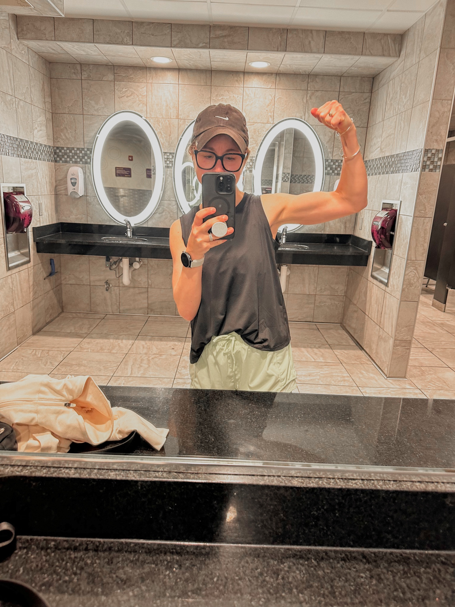 XS in everything 

#LTKFitness #LTKActive #LTKGiftGuide