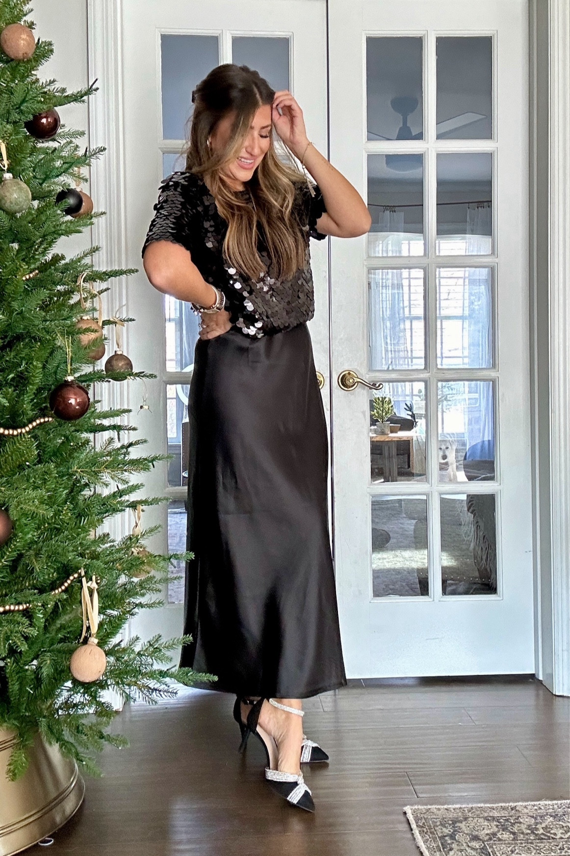 Holiday outfit idea. Wearing an xs in top to sit at my waist. Recommend sizing down! Med in skirt and shoes fit TTS. Two photos below to shop.

Top same outfit photo shop all remaining items not shown individually below! 

Follow for more! Xx

#LTKfindsunder50 #LTKSeasonal #LTKHoliday