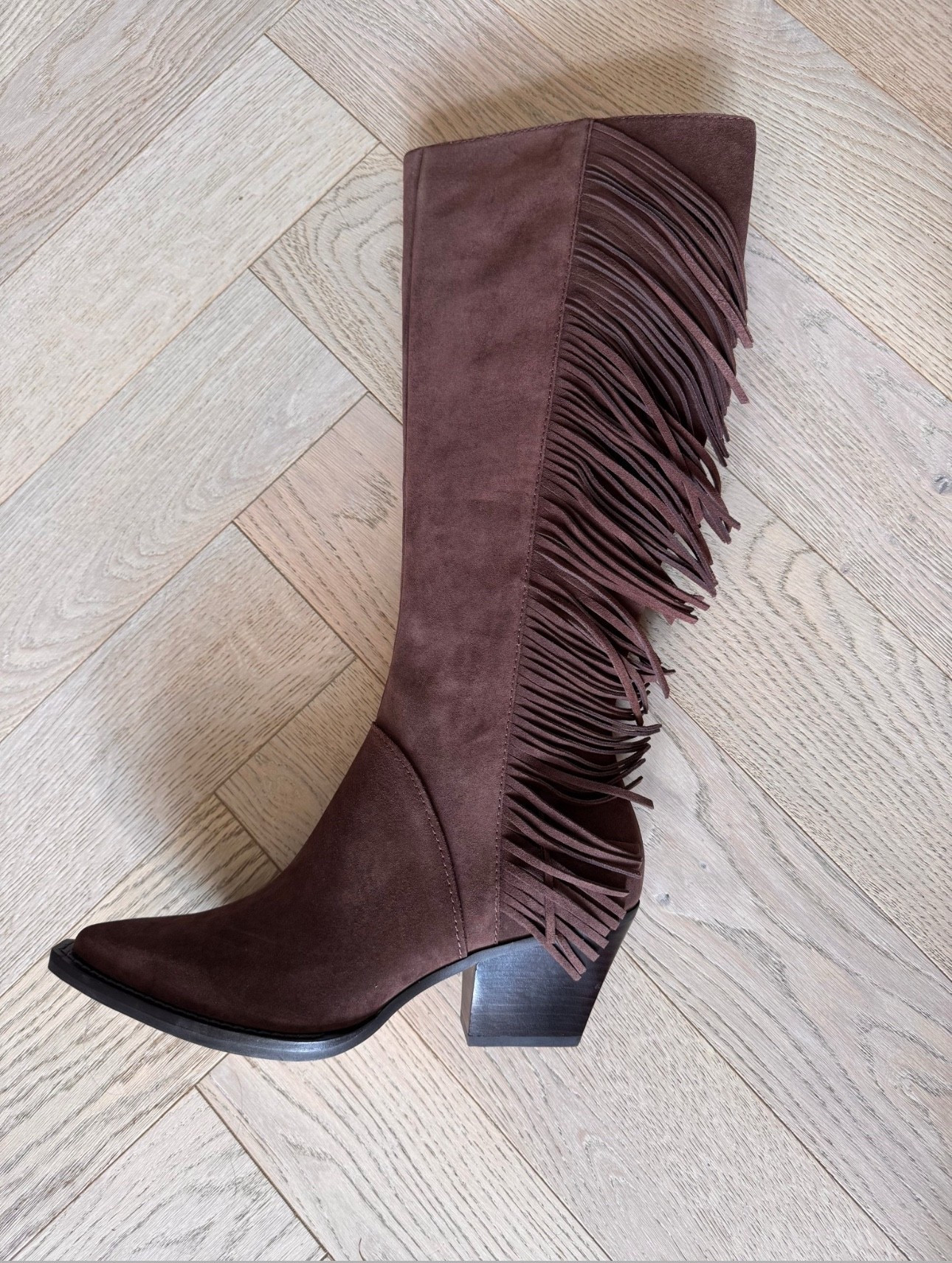 Still in stock!!

Nordstrom | Fringe Boots | Tall Boots | Dolce Vita | Womens Boots 

#LTKSeasonal #LTKSaleAlert #LTKShoeCrush