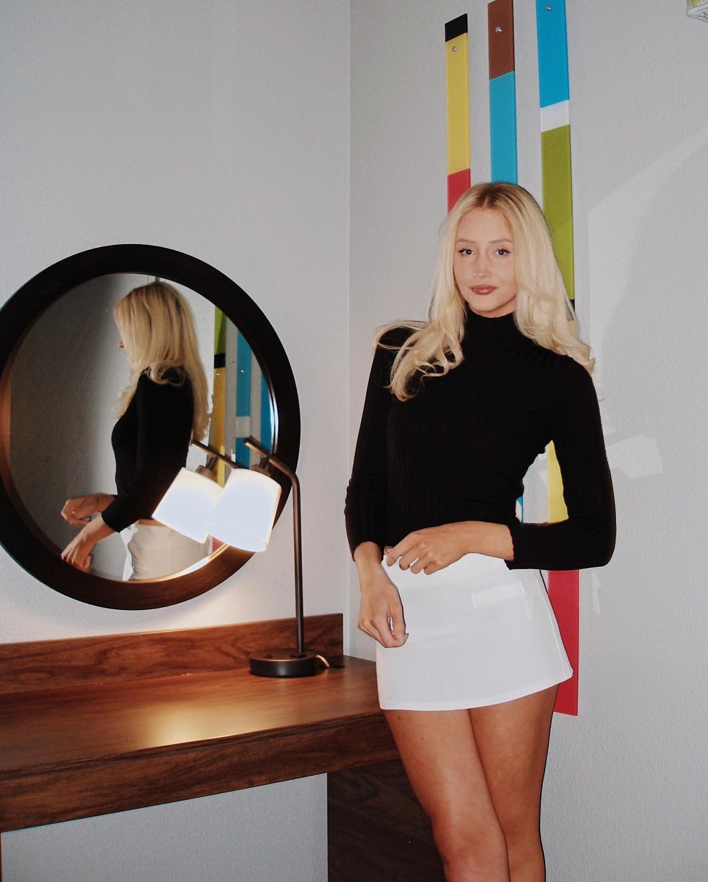 A Once Upon A Time in Hollywood Halloween🎬🌼🎞️ 

Everything but the skirt: thrifted!!

#LTKSeasonal #LTKparties