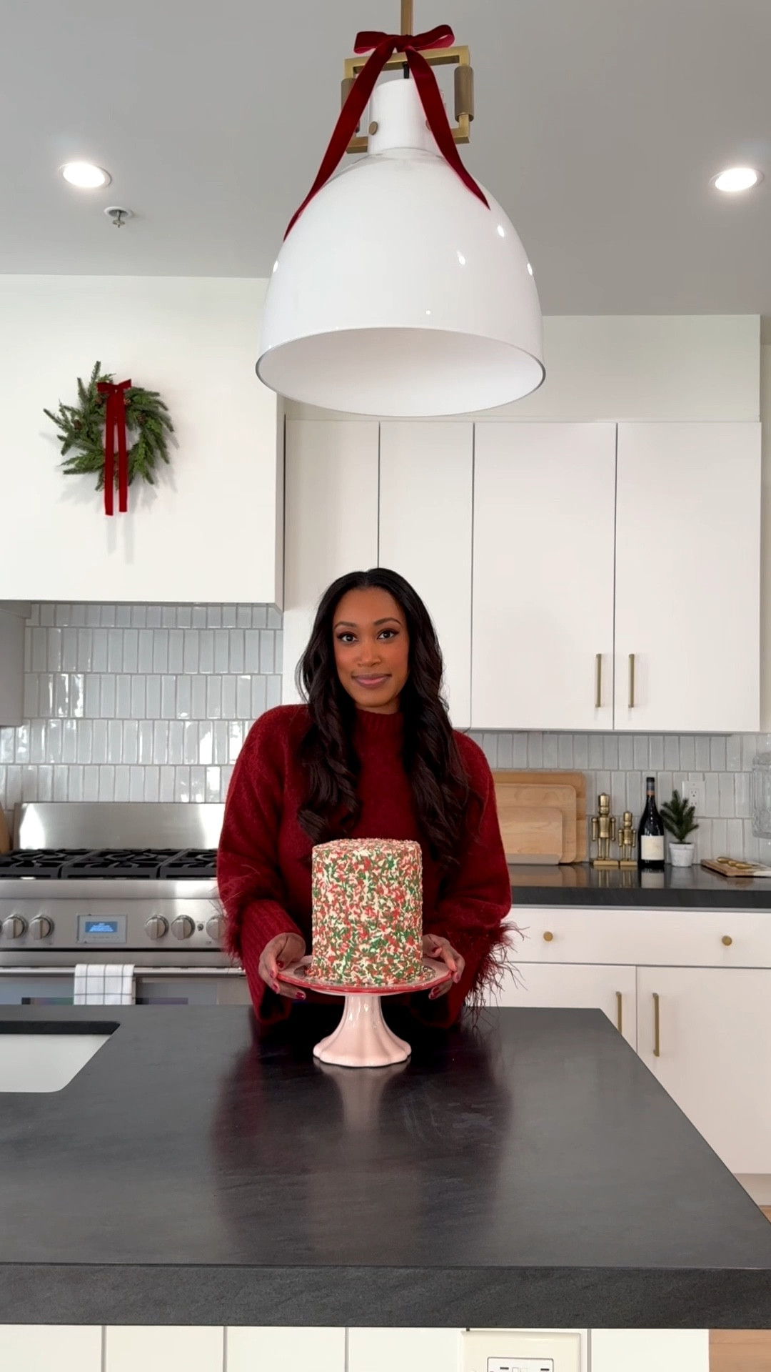 Elevated hosting starts here. 🎄🧁❤️ @Goldbelly is my go-to this holiday season! Check out this  @flourshop Christmas explosion sprinkle cake that was so memorable and shipped from New York to my house in San Francisco.

#LTKfoodie #LTKHoliday #LTKstorytime