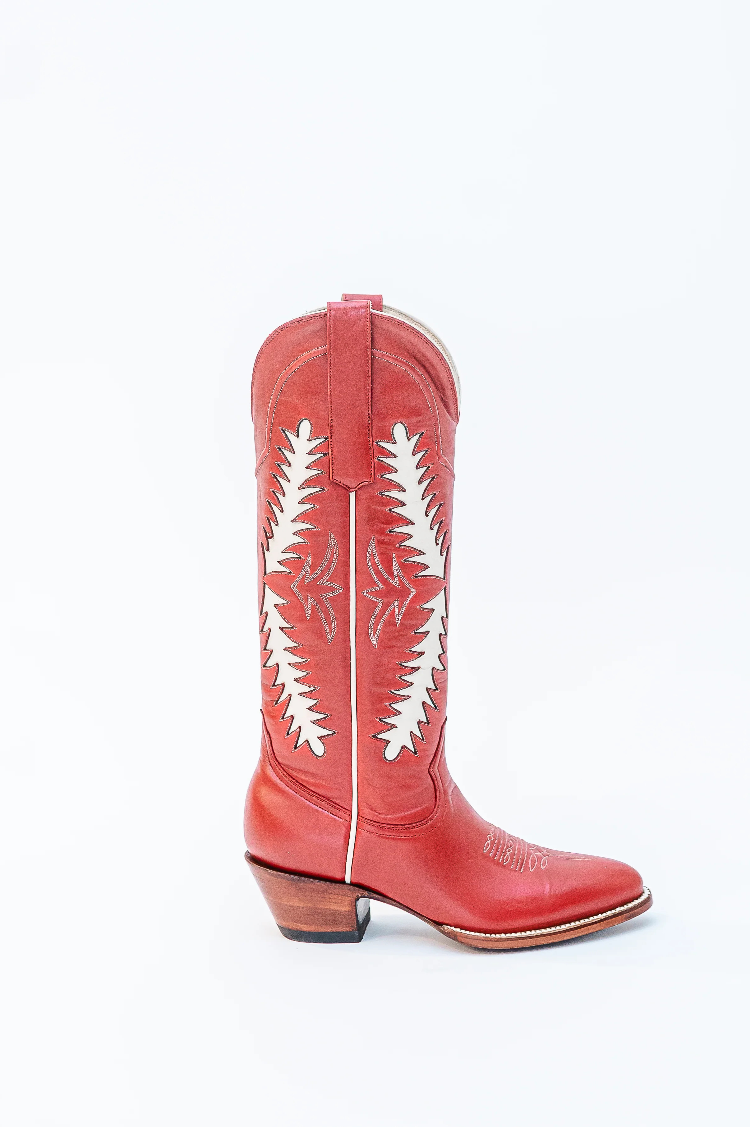 Finnley - Saturday Red/Bone | Petite Paloma
