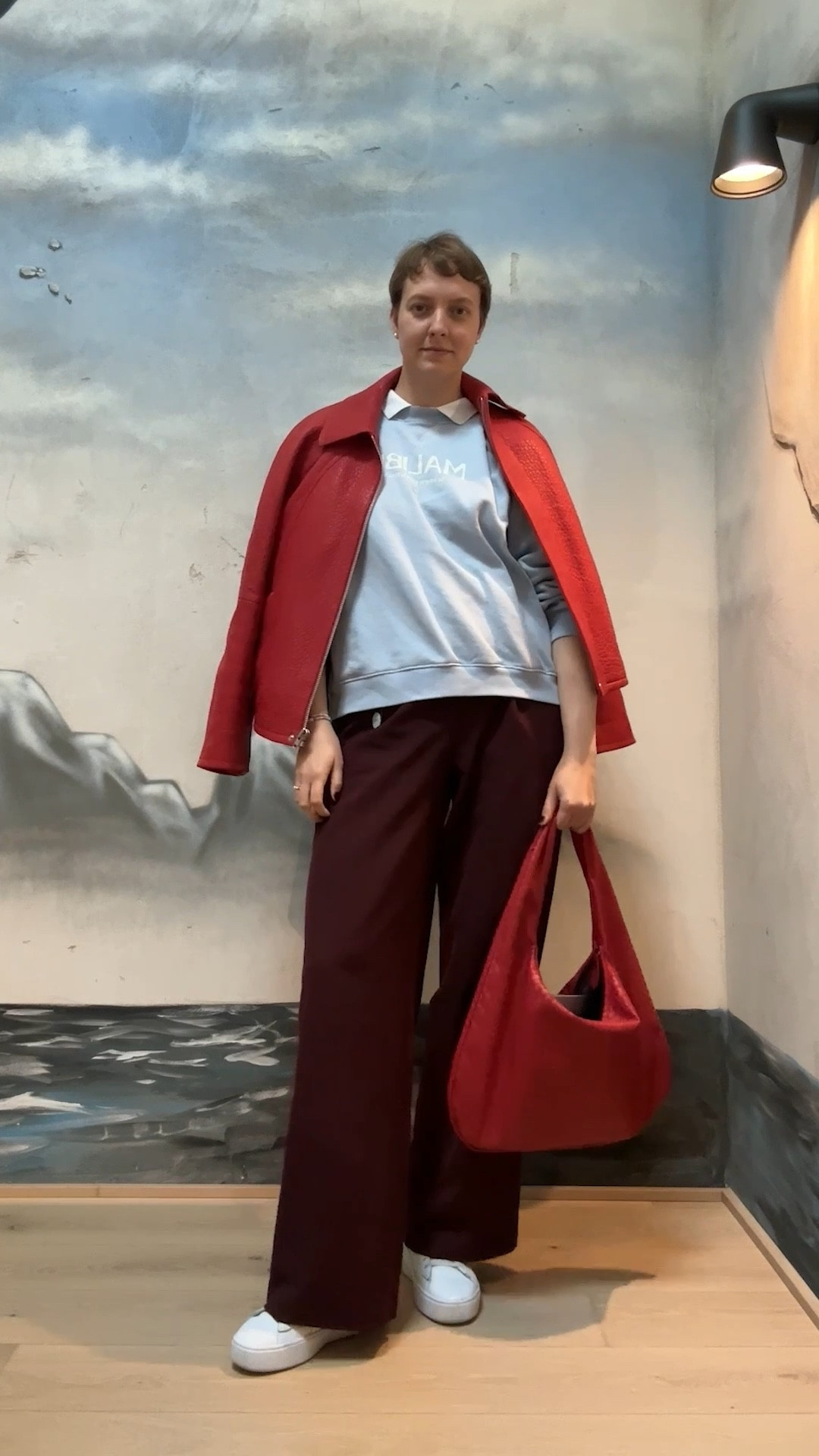 Icy Blue & fiery red ❄️🔥
#leatherjacket #capsulewardrobe 

#LTKworkwear #LTKdeutschland #LTKstyletip