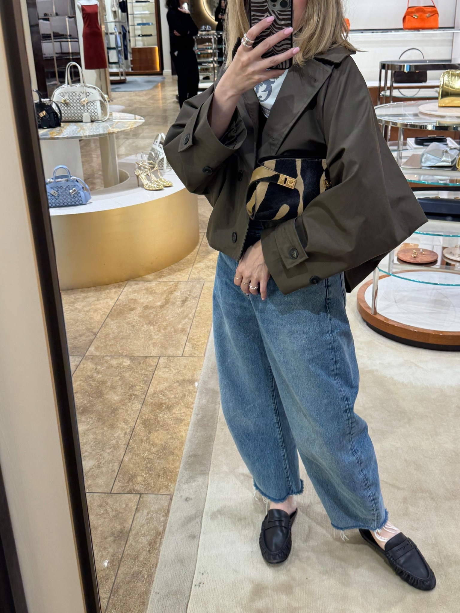 The clutch I need in my bag collection 

#LTKootd #LTKTravel #LTKOver40