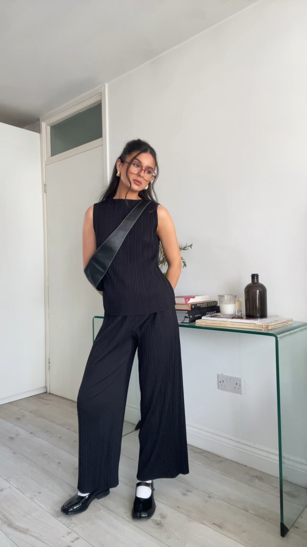 Sometimes a matching set is all you need 



#LTKeurope #LTKworkwear #LTKstyletip