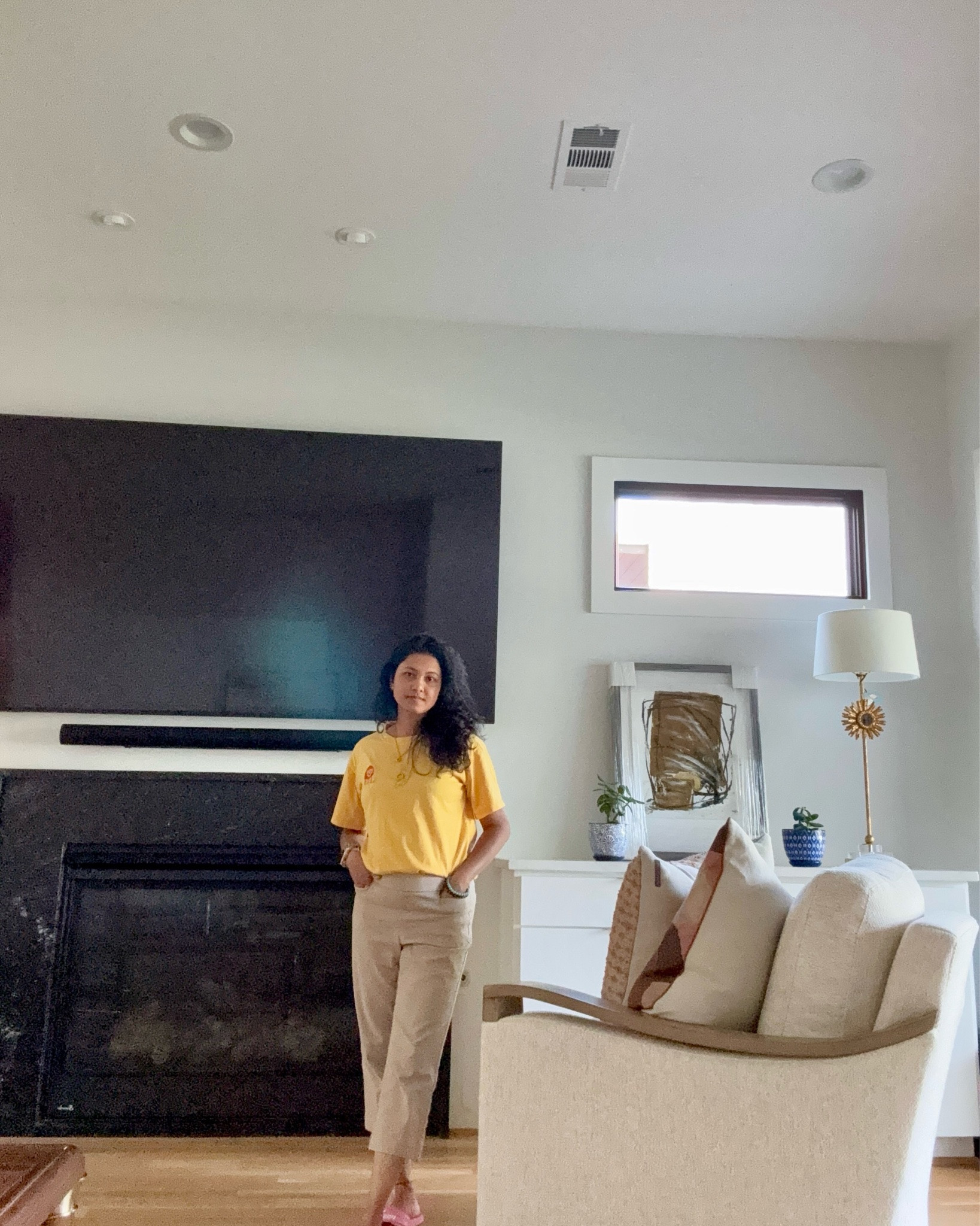 HUGE Amazon Haul for My New Home: Everything I Bought!
https://youtu.be/KChGHIEGPKo - SUBSCRIBE 

Capri size S ,color : Cobblestone - https://amzn.to/4zMfkp2

#amazonfinds #capri #comfyandcute #womenover45 #amazonaffiliate