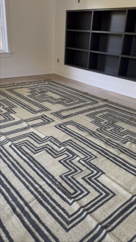 The best lookalike rug I got for my office!!! 

Neutral home rug modern 

#LTKstyletip #LTKsalealert #LTKhome