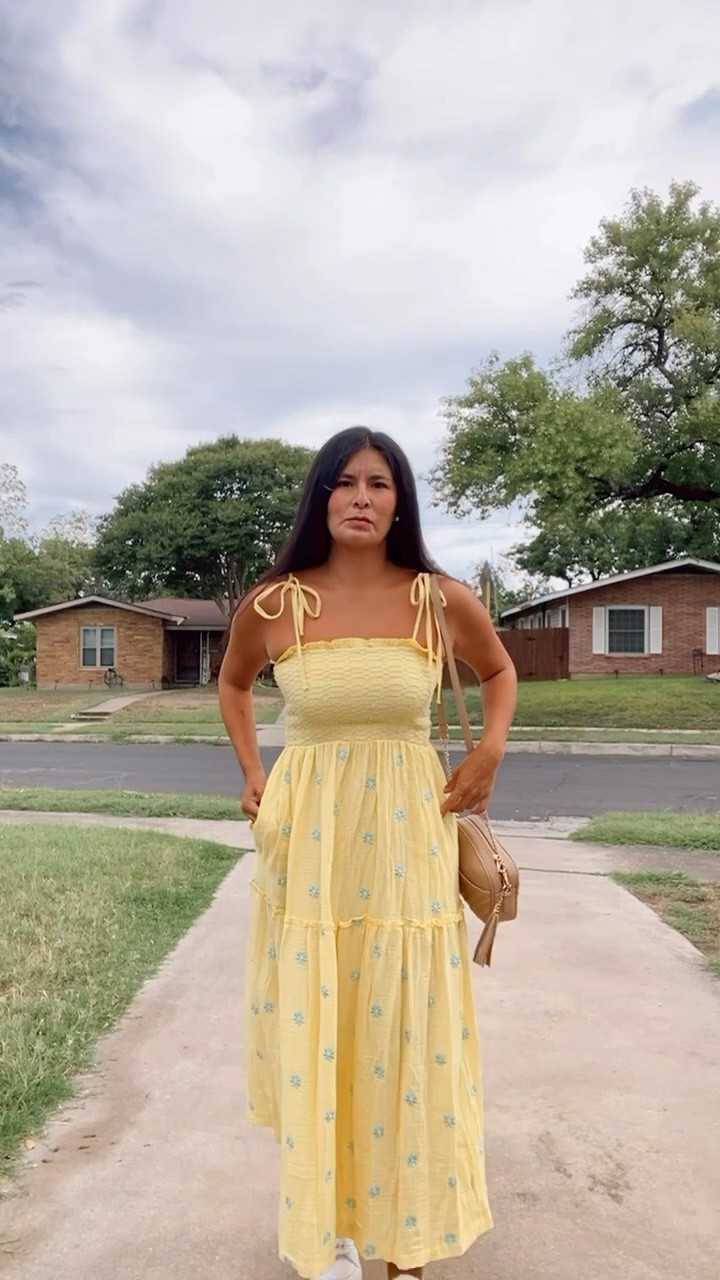 Amazon fashion dress summer fashion white sneakers crossbody purse 

#LTKSeasonal #LTKFindsUnder50 #LTKShoeCrush