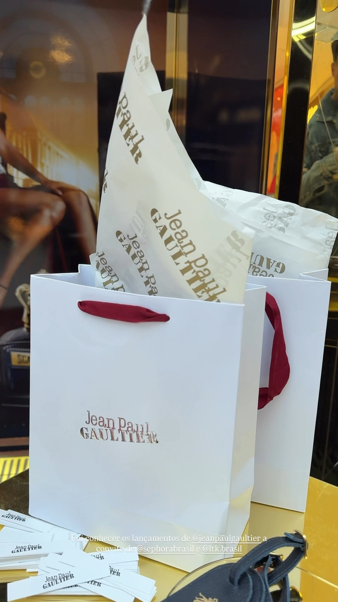 Conhecendo as novas fragrâncias de Jean Paul Gautier: Scandal Intense. Que são marcantes, descoladas, com muita projeção e fixação. 

#LTKbrasil #LTKbeleza