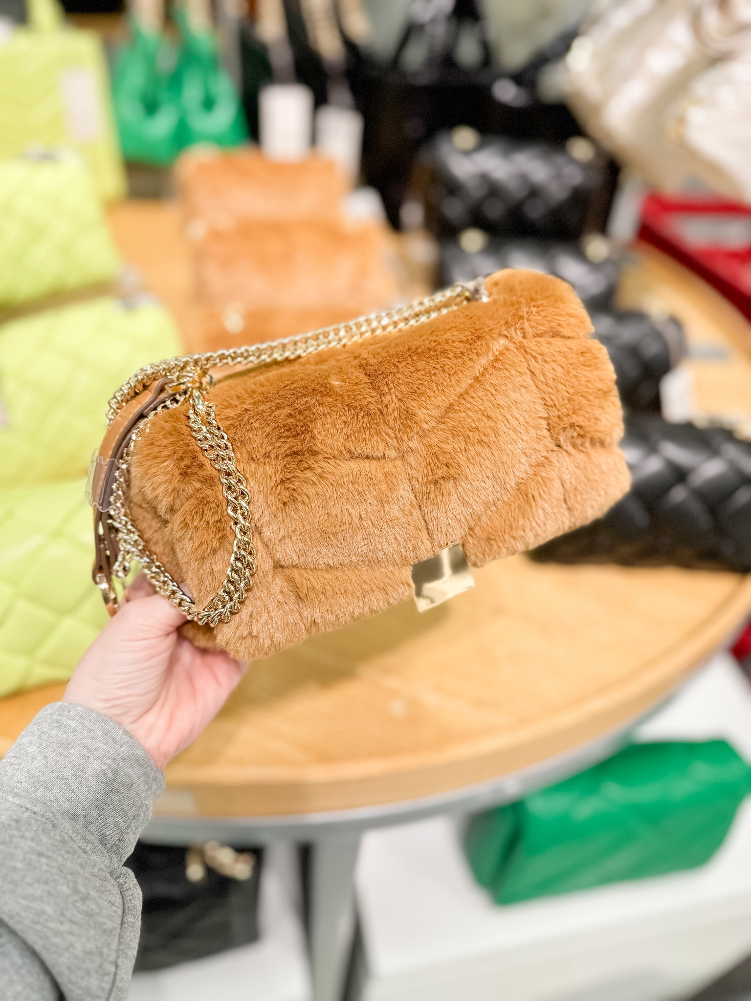 These purses are so cute and are sure to be a hit this fall. #Target #Shopping #TargetRun #TargetFallFashion #TargetHandbag