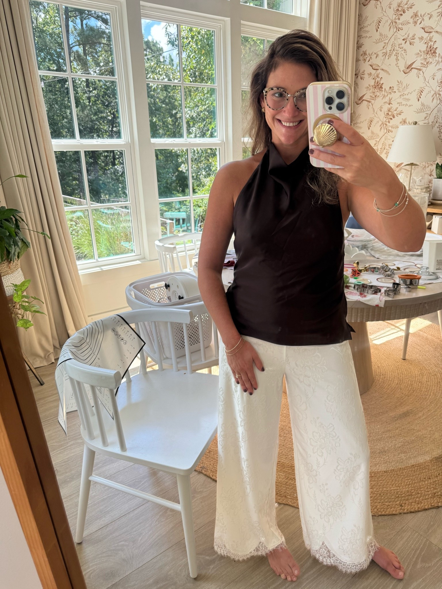 Satin chocolate brown halter top with white lace pants

#LTKootd #LTKgrwm #LTKdayinmylife