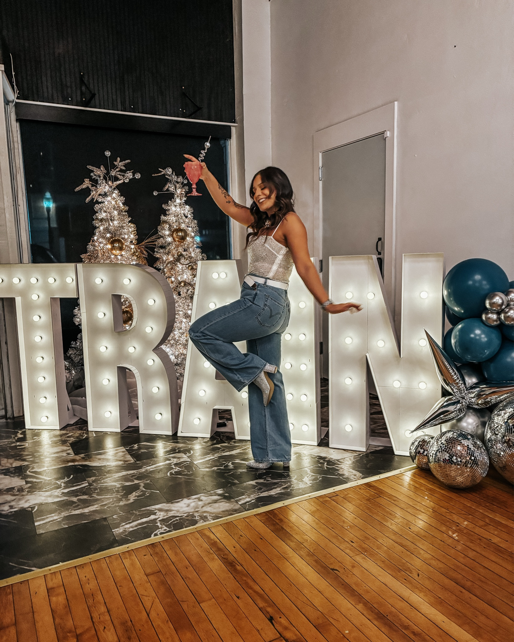 Denim + Diamonds💎🪩 

#LTKStyleTip #LTKMidsize #LTKParties