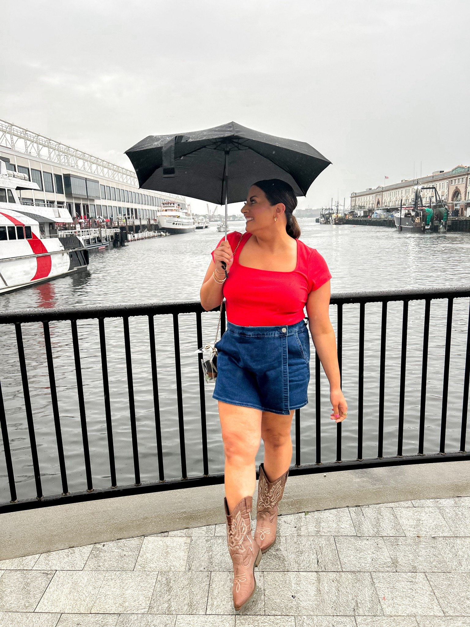A cute and easy country concert outfit 🤠 wearing a L shirt and a size 14 skirt (I probably could have done a 12 because this is a bit big!)

Country concert outfit inspo, midsize country concert outfit, midsize, midsize outfit inspo 

#LTKMidsize #LTKSummerEdit #LTKFindsUnder50