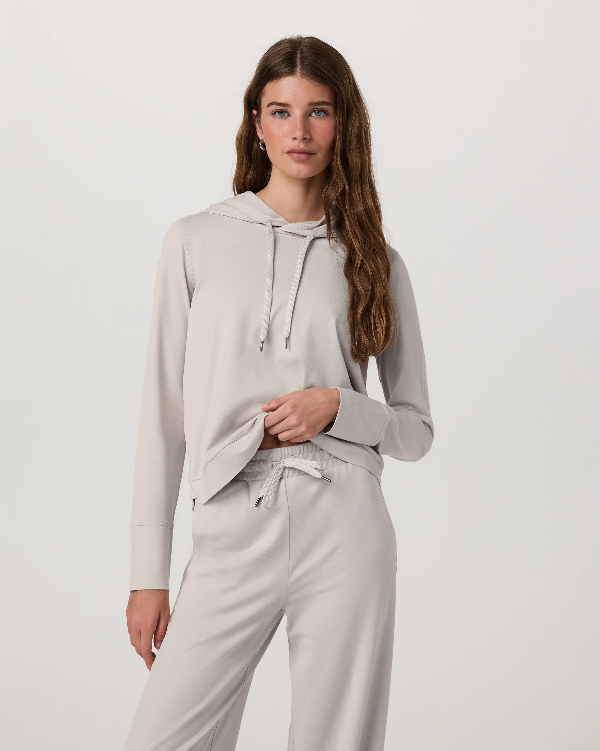 Halo Essential Hoodie | Vuori Clothing (US & Canada)